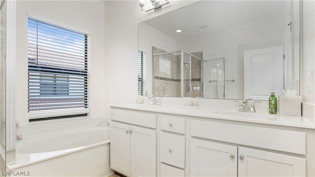 9460 Sardinia WAY 106, Fort Myers, FL 33908