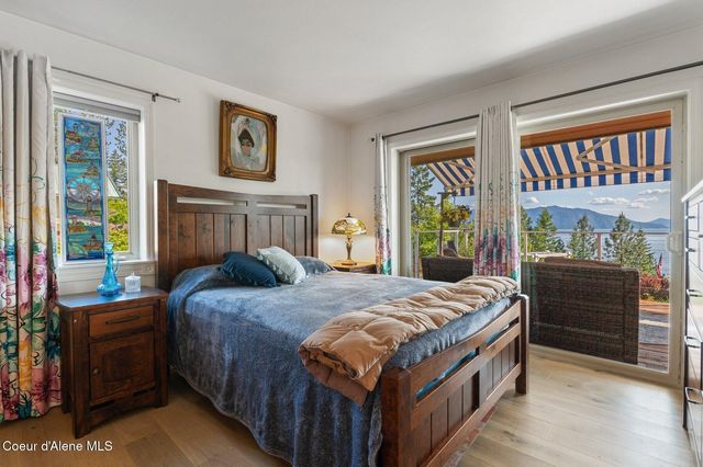 311 School Rd, Hope, ID 83836