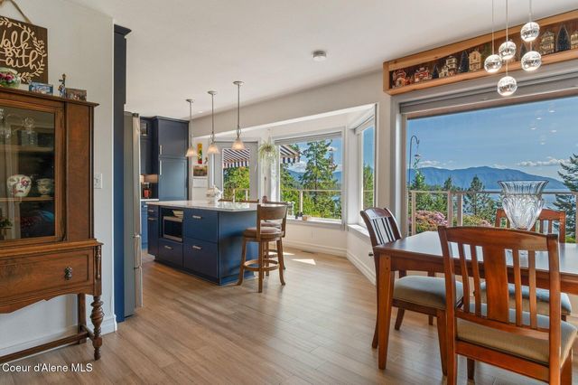 311 School Rd, Hope, ID 83836