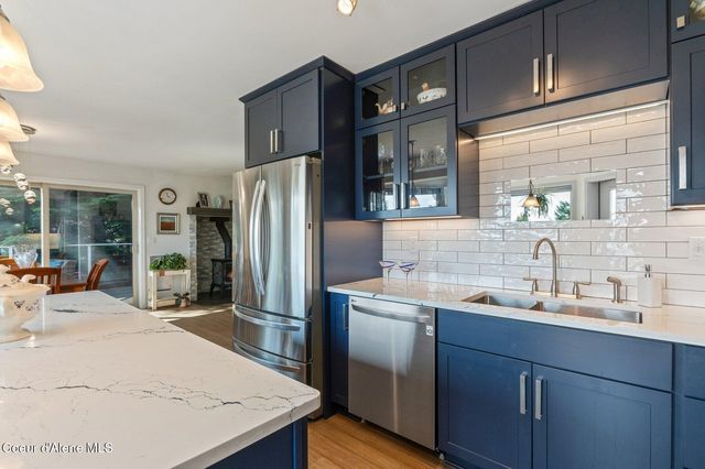 311 School Rd, Hope, ID 83836