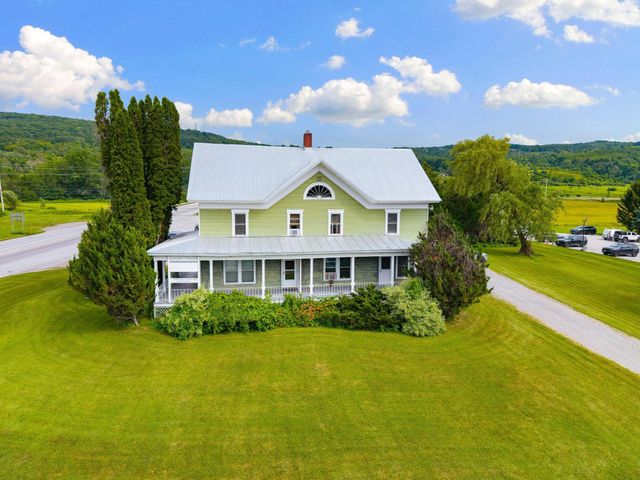 6 Fairfield Hill Road, St. Albans Town, VT 05478