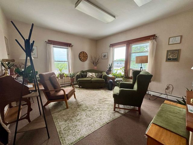6 Fairfield Hill Road, St. Albans Town, VT 05478