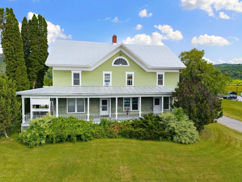 6 Fairfield Hill Road, St. Albans Town, VT 05478