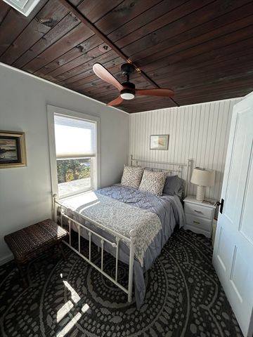 18 Marshfield Ave, Scituate, MA 02066