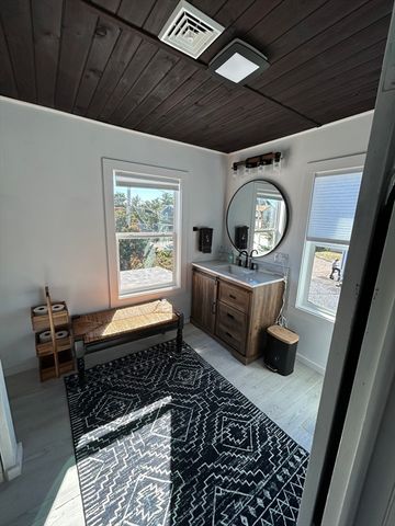 18 Marshfield Ave, Scituate, MA 02066