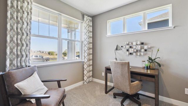 17058 Draper Way, Lakeville, MN 55044