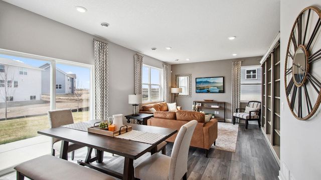 17058 Draper Way, Lakeville, MN 55044