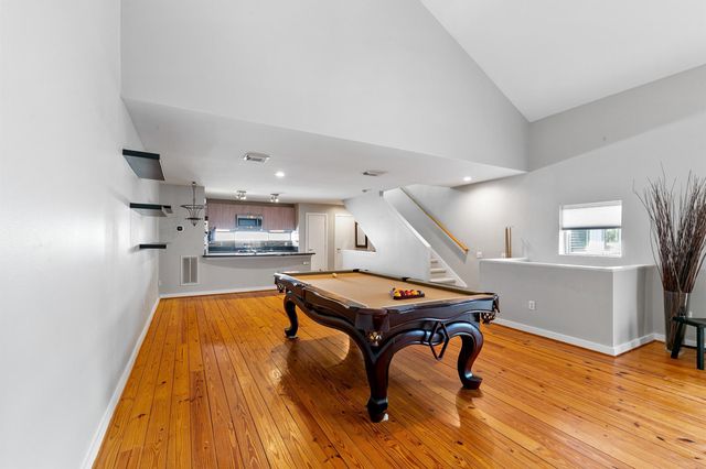 2614 Chenevert Street, Houston, TX 77004