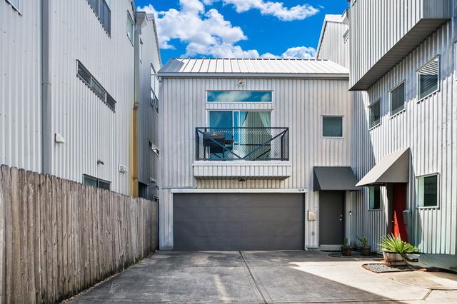 2614 Chenevert Street, Houston, TX 77004