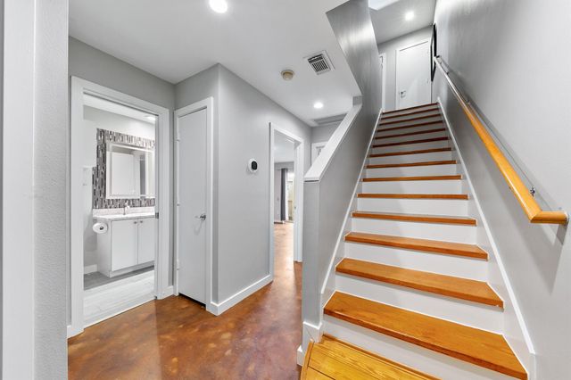 2614 Chenevert Street, Houston, TX 77004