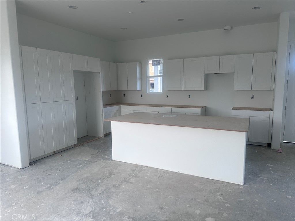 Image 4 of property listing at 208 Kitty Hawk Court, San Luis Obispo, CA 93401