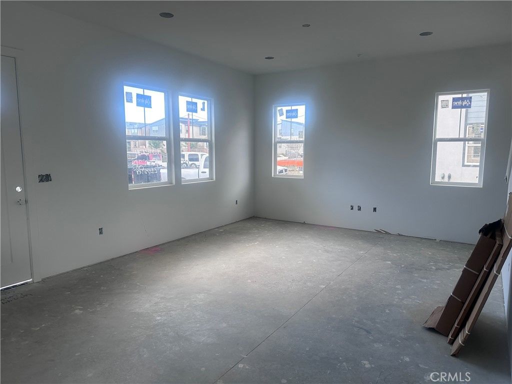 Image 5 of property listing at 208 Kitty Hawk Court, San Luis Obispo, CA 93401