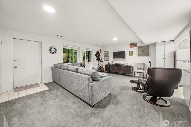 10316 43rd Street E, Edgewood, WA 98372