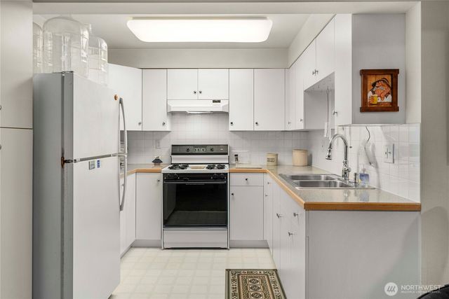 10316 43rd Street E, Edgewood, WA 98372