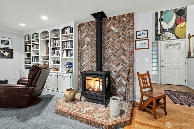 10316 43rd Street E, Edgewood, WA 98372