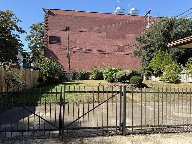 9856 S Prospect Avenue, Chicago, IL 60643