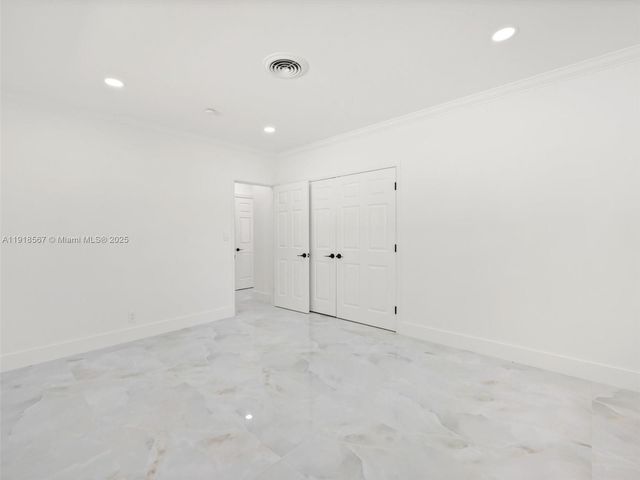 2764 NE 35th St, Fort Lauderdale, FL 33306