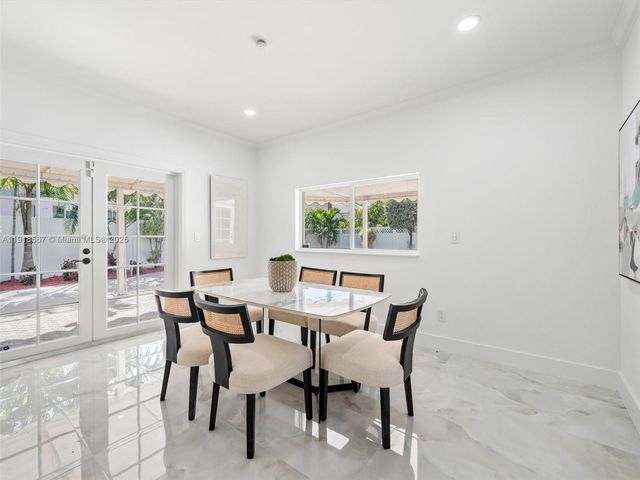 2764 NE 35th St, Fort Lauderdale, FL 33306