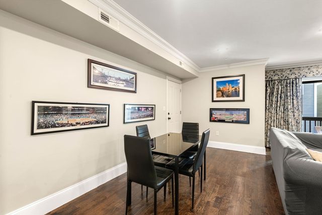 215 Athens St 4, Boston, MA 02127