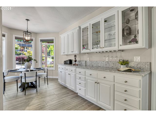 2672 Se VISTA Way, Gresham, OR 97080