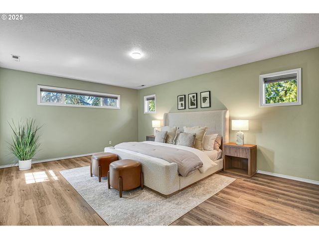 2672 Se VISTA Way, Gresham, OR 97080