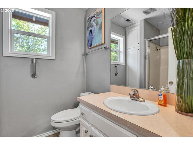 2672 Se VISTA Way, Gresham, OR 97080