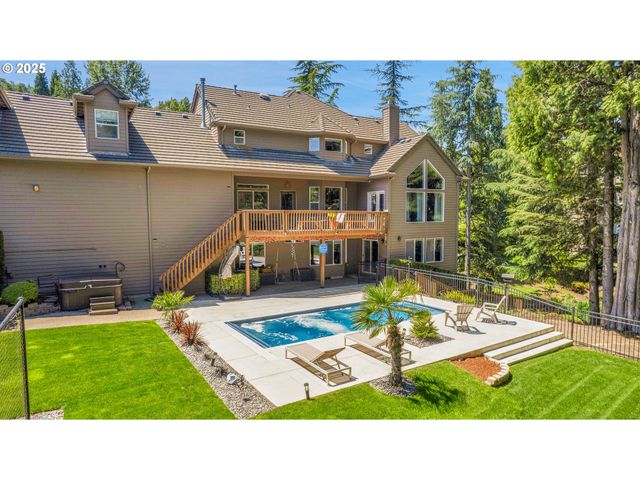 2672 Se VISTA Way, Gresham, OR 97080
