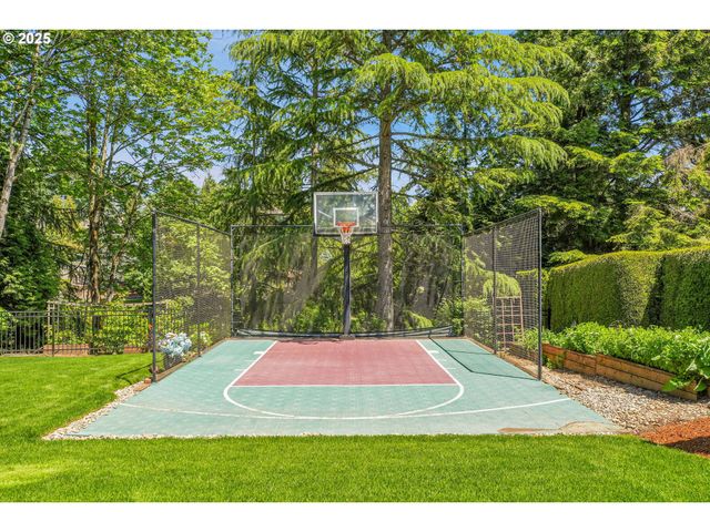 2672 Se VISTA Way, Gresham, OR 97080