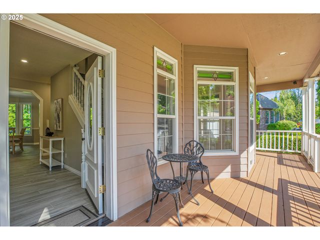 2672 Se VISTA Way, Gresham, OR 97080