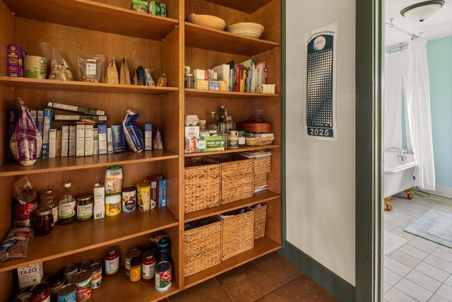 1076 Brown Hill Road, Elmore, VT 05657