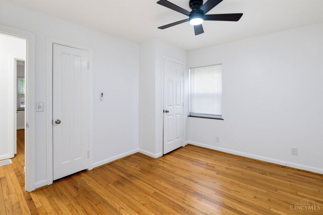 2034 Sundale Ave, North College Hill, OH 45239