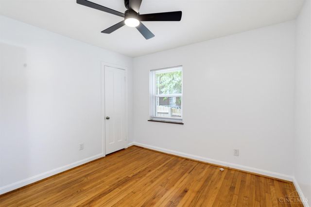 2034 Sundale Ave, North College Hill, OH 45239