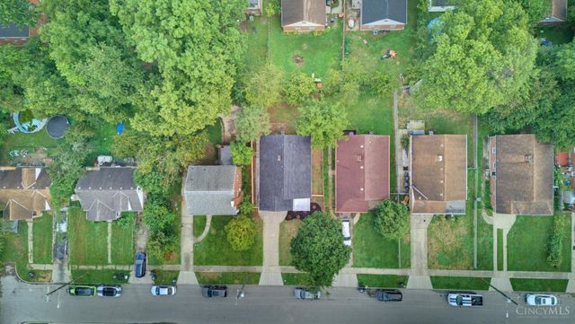 2034 Sundale Ave, North College Hill, OH 45239