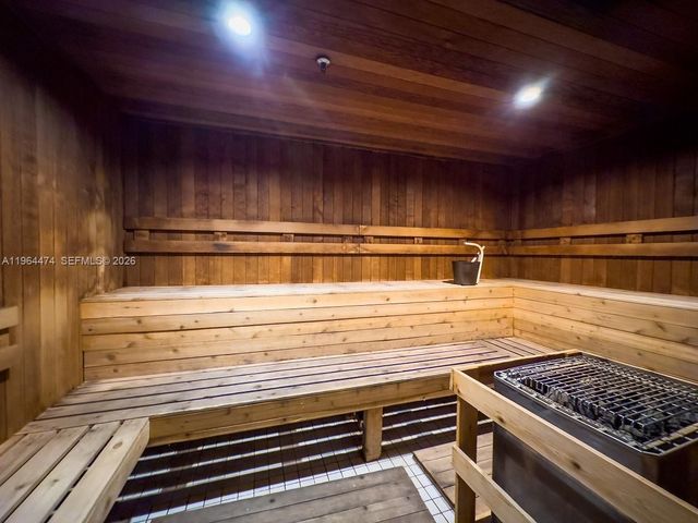 1800 S Ocean Dr 3102, Hallandale Beach, FL 33009