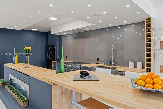 1800 S Ocean Dr 3102, Hallandale Beach, FL 33009