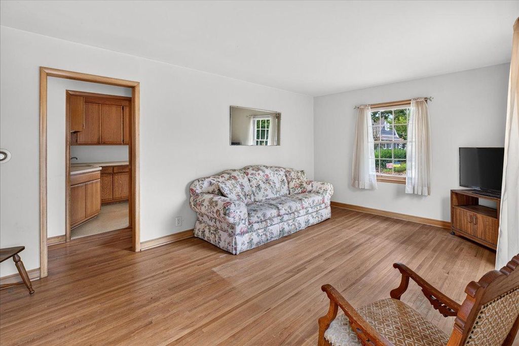5900 Thomas Avenue S, Minneapolis, MN 55410 — photo 5