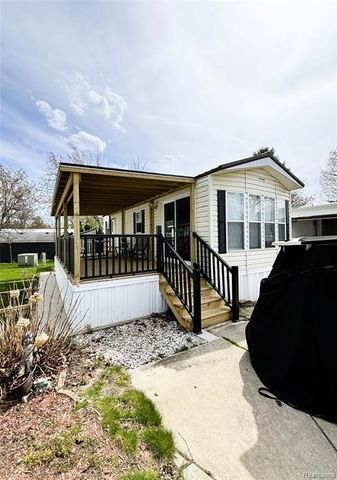 7166 Ben Franklin Drive, Lexington, MI 48450