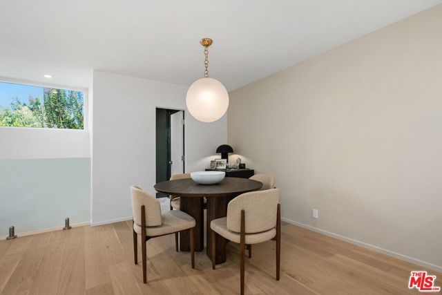 2233 4th Street 3, Santa Monica, CA 90405