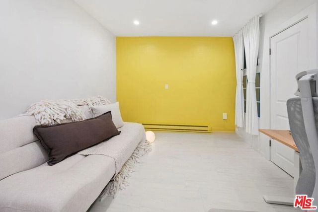 2233 4th Street 3, Santa Monica, CA 90405