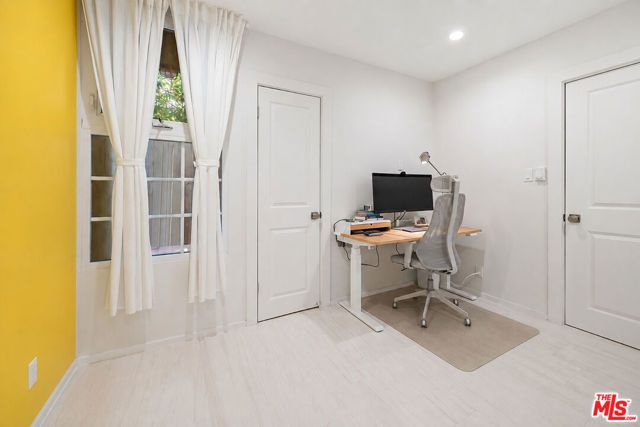 2233 4th Street 3, Santa Monica, CA 90405