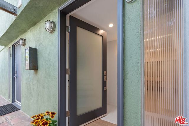 2233 4th Street 3, Santa Monica, CA 90405