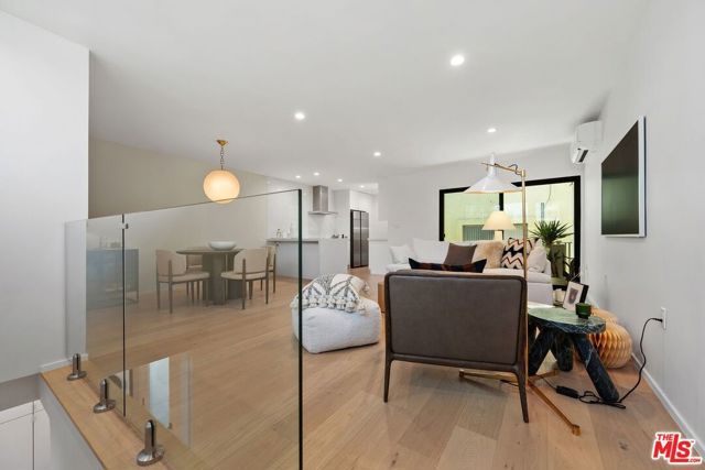 2233 4th Street 3, Santa Monica, CA 90405