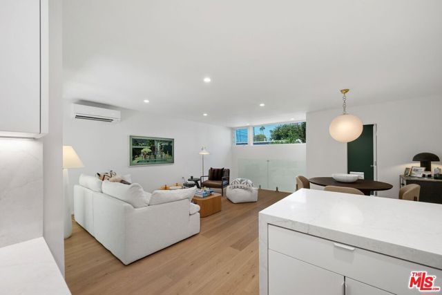 2233 4th Street 3, Santa Monica, CA 90405
