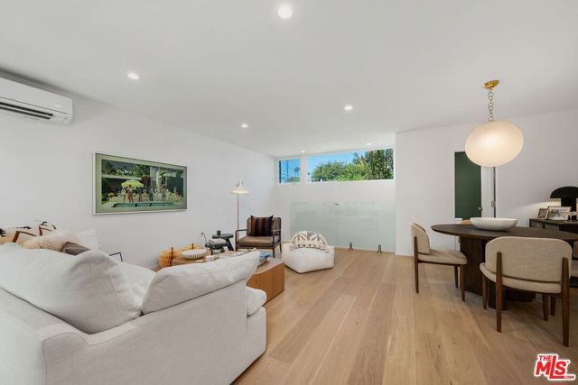 2233 4th Street 3, Santa Monica, CA 90405
