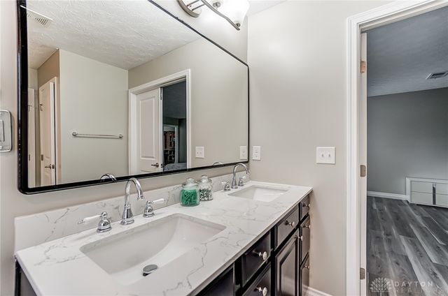 2603 Blueflag Street, Tipp City, OH 45371