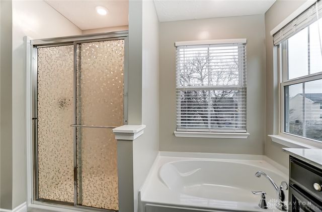 2603 Blueflag Street, Tipp City, OH 45371