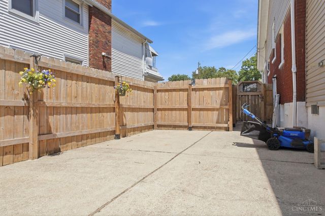 2149 Cathedral Avenue, Norwood, OH 45212