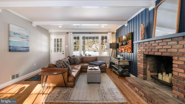 154 ASH WAY, Doylestown, PA 18901