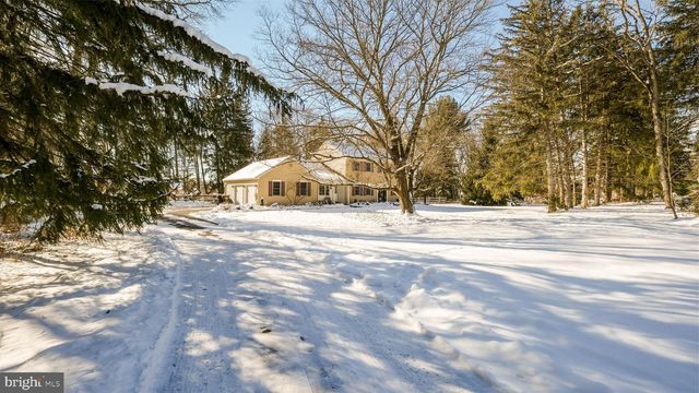 154 ASH WAY, Doylestown, PA 18901