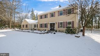 154 ASH WAY, Doylestown, PA 18901